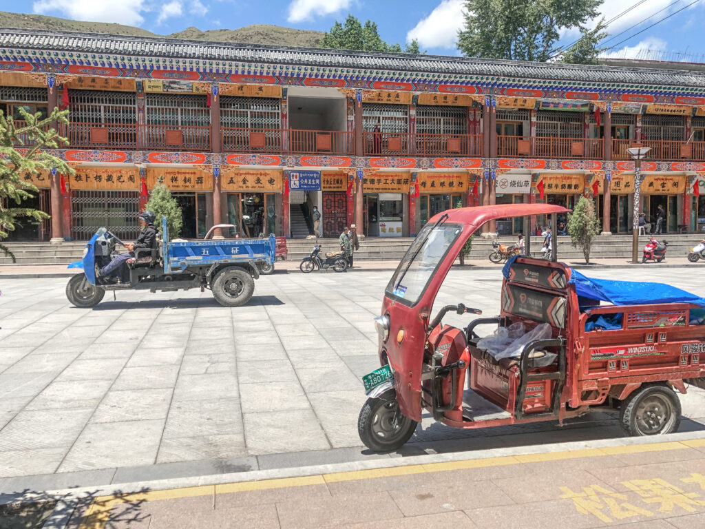 Gas industrial trikes in Labrang